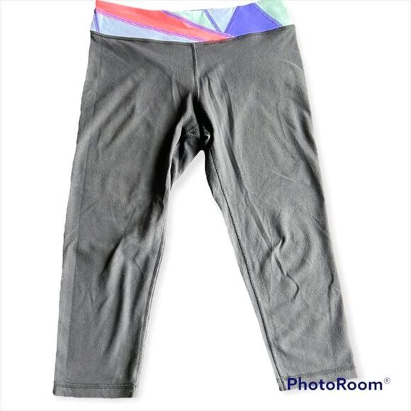 Ivivva Other - ivivva Black Reversible Cropped Leggings Girls 14